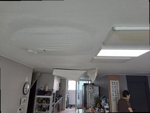 분당구 누수탐지 궁내동 아파트 4층 세탁실 벽면 시공 후기 사진