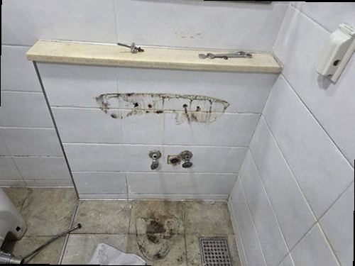권선구 누수탐지 오목천동 빌라 2층 작은방 벽면 시공 후기 사진