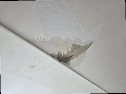수지구 누수탐지 보정동 빌라 2층 안방 벽면 시공 후기 사진