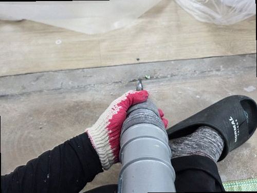 동두천 누수탐지 불현동 빌라 1층 거실 욕실 인접부 시공 후기 사진