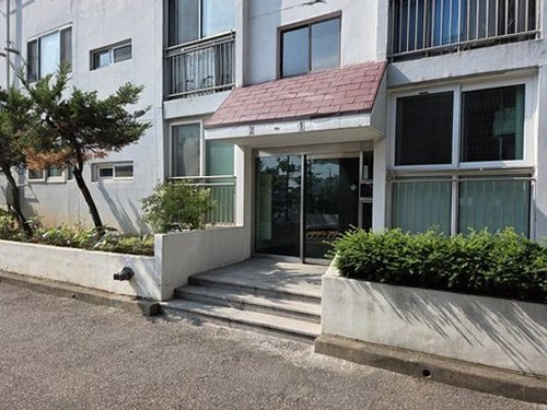 누수탐지 싱크대 하부 배관 점검 장면