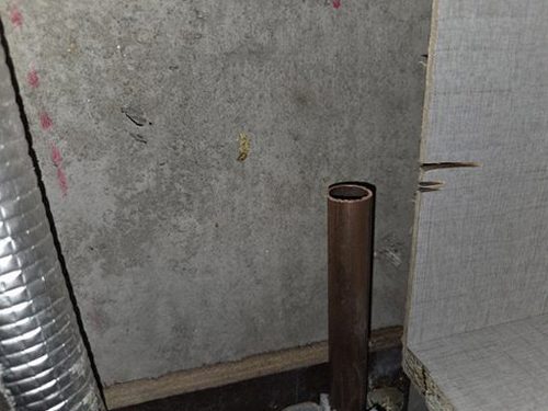 누수탐지 싱크 하부 배관 점검 장면
