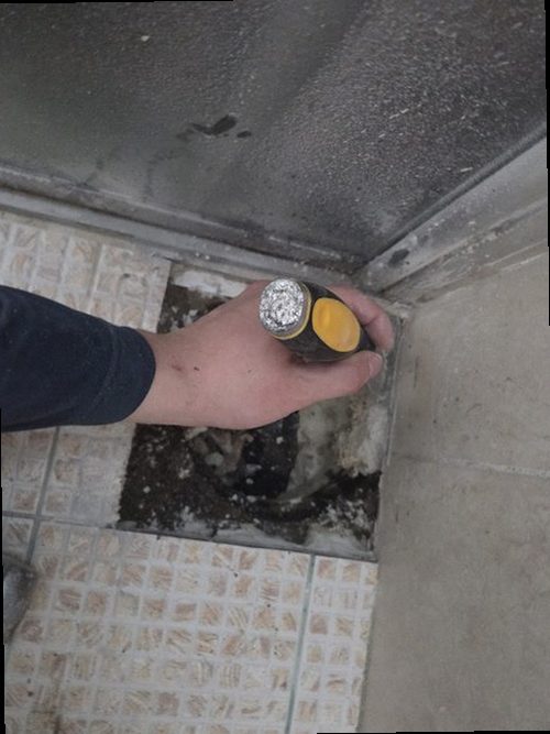 만세구 누수탐지 솔빛동 아파트 4층 작은방 벽면 시공 후기 사진