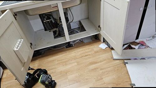 만세구 누수탐지 한길동 상가 1층 주방 천장 시공 후기 사진