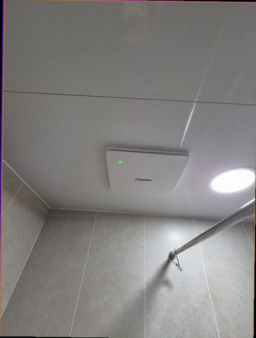 양천구 누수탐지 누수 원인 확인 후 배관 연결부와 주변 마감 상태를 재점검하는 장면
