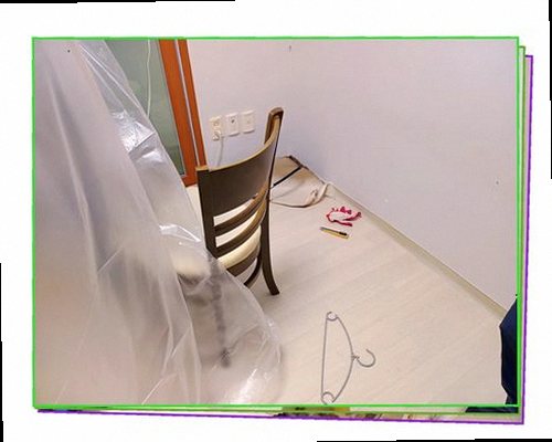 종로구 누수탐지 욕실 배관 연결부와 바닥 주변의 누수 흔적을 확인하는 현장