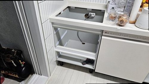분당구 누수탐지 백현동 상가 2층 주방 천장 시공 후기 사진
