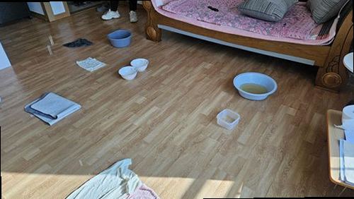 동두천 누수탐지 생연동 빌라 1층 거실 바닥 시공 후기 사진