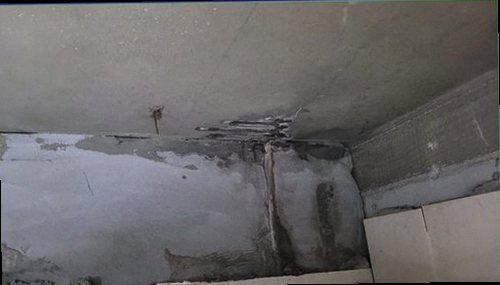 장안구 누수탐지 천장 물자국과 벽면 습기를 확인하는 점검 현장