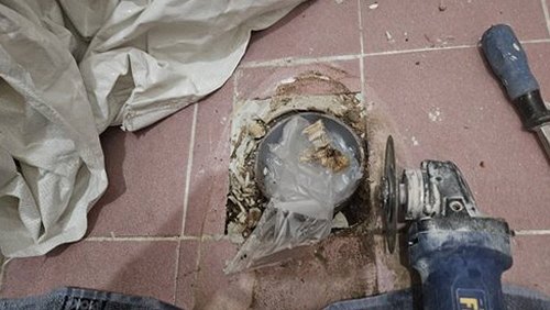 누수탐지 두정동 누수탐지 아파트 벽지 얼룩과 바닥 습기 비교 분석