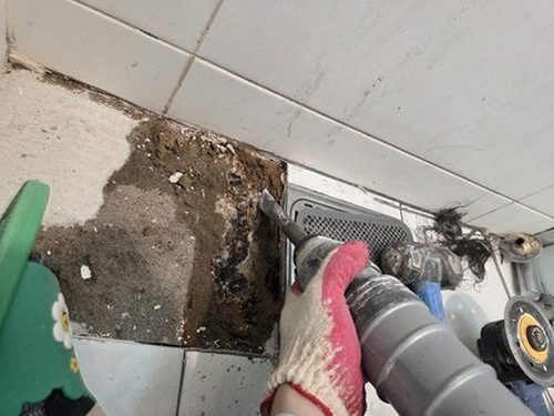제물포구 누수탐지 도화동 빌라 2층 욕실 앞 시공 후기 사진