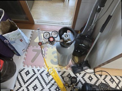 서대문구 누수탐지 홍은동 빌라 2층 작은방 외벽 시공 후기 사진