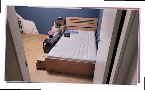 누수탐지 누수 원인 확인 후 건조 상태와 마감재 변화를 점검하는 모습