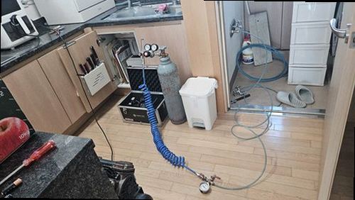 장안구 누수탐지 천천동 아파트 5층 주방 바닥 시공 후기 사진