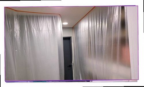일산동구 누수탐지 누수 위치를 좁히기 위해 압력과 수분 상태를 점검하는 모습
