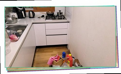 영종구 누수탐지 욕실 천장에 번진 누수 흔적을 확인하는 현장