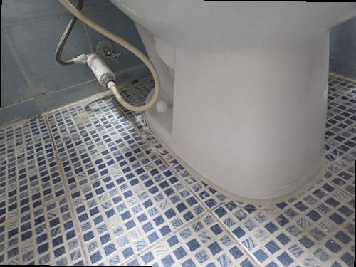 서울 중구 누수탐지 무학동 오피스텔 9층 욕실 아래 벽면 시공 후기 사진