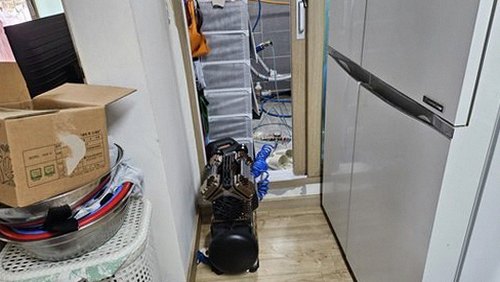 누수탐지 배관 이음부 가압 시험을 진행하는 현장 장면