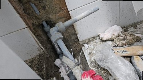 제물포구 누수탐지 도화동 단독주택 2층 계단 벽 시공 후기 사진