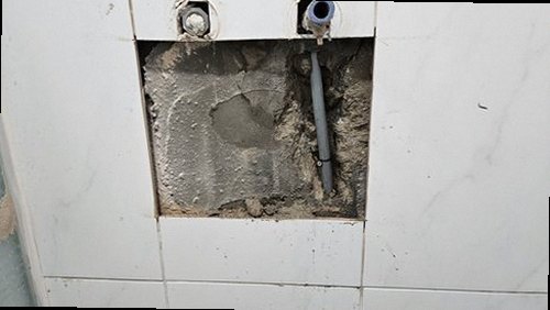 동안구 누수탐지 부림동 상가주택 1층 사무실 벽면 시공 후기 사진