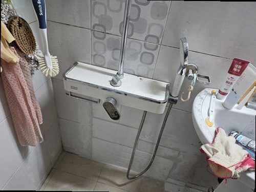 금천구 누수탐지 독산동 단독주택 2층 침실 벽 시공 후기 사진