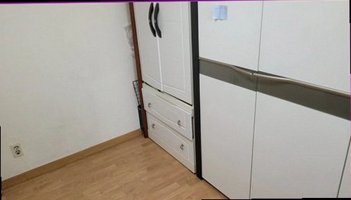 노원구 누수탐지 누수 위치와 물자국 크기를 촬영해 기록하는 과정