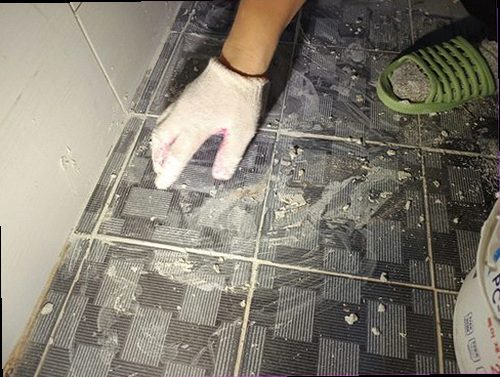 서대문구 누수탐지 수분 측정값과 배관 상태를 비교하는 점검 과정