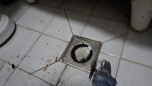 성북구 누수탐지 점검 결과에 따라 보수 범위와 사후 확인 항목을 정리하는 모습