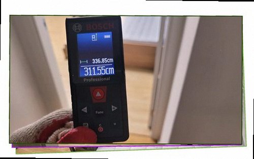 천안시 동남구 누수탐지 배관 주변과 공용 공간의 누수 흔적을 비교하는 점검 장면