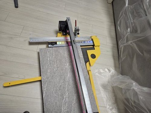 누수탐지 시흥동 주택온수배관누수, 바닥 습기의 원인을 찾다