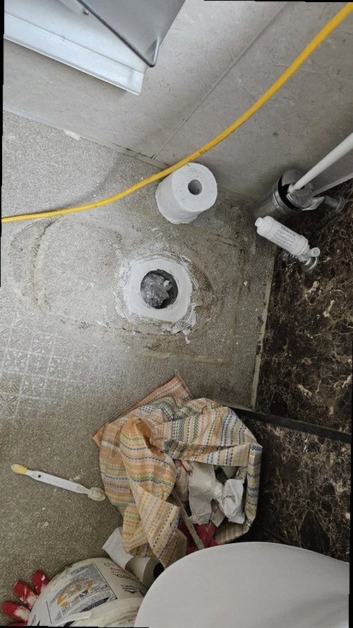 군포동 연립주택 3층 복도 벽 옆 공용 배관 시공 후기 사진