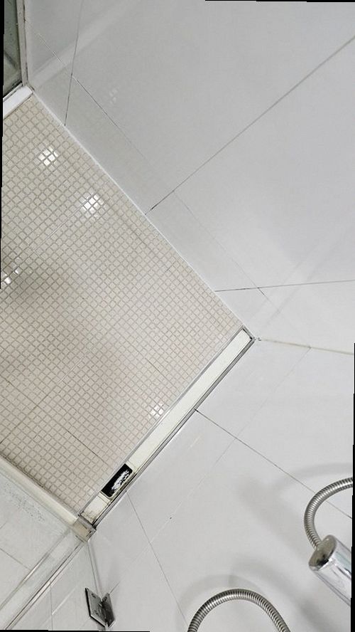 일산서구 누수탐지 가좌동 빌라 2층 현관 바닥 시공 후기 사진