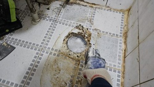 누수탐지 둔촌동 누수탐지 아파트 욕실바닥 물자국이 반복될 때