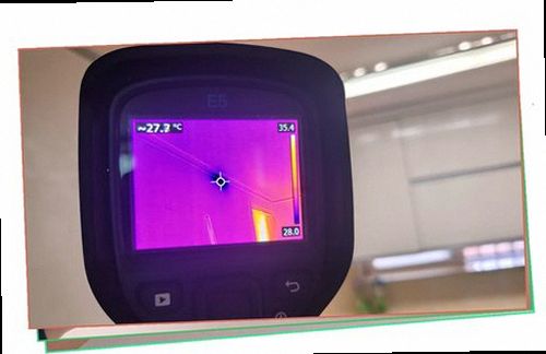 서초구 누수탐지 거실 벽면의 변색과 들뜸이 나타난 누수 현장