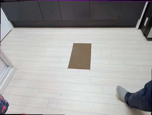 안성 누수탐지 누수 점검 결과와 보수 범위를 확인하는 상담 장면