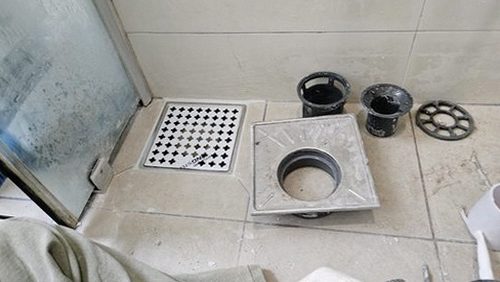누수탐지 고척동 누수탐지 아파트 욕실 천장 얼룩의 원인 확인법