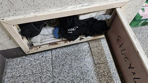 누수탐지 교체된 배관 접합부와 건조 중인 벽체 점검 장면