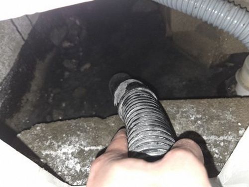 누수탐지 주방 천장 얼룩과 배관 점검 현장