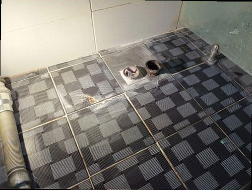 누수탐지 안성시 서운면 누수탐지 베란다누수흔적 부분 보수와 전면 점검 비교