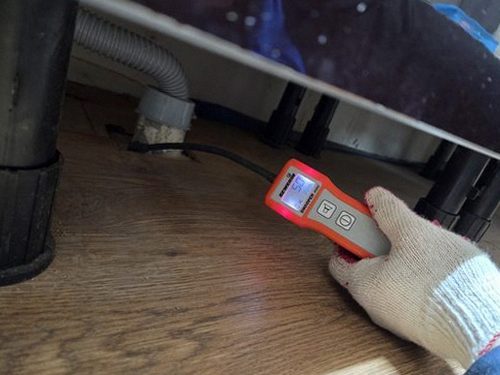 누수탐지 포일동 누수탐지, 싱크대벽지물맺힘 아파트 벽지 물맺힘 뒤에 숨은 누수 신호 읽기