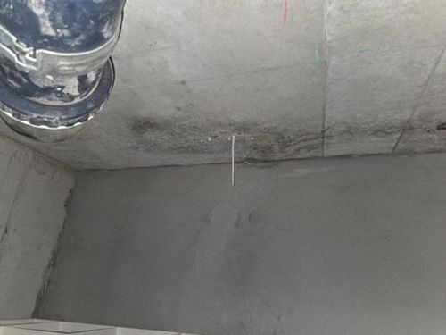 일산서구 누수탐지 누수 흔적과 주변 설비 위치를 함께 확인하는 점검 장면