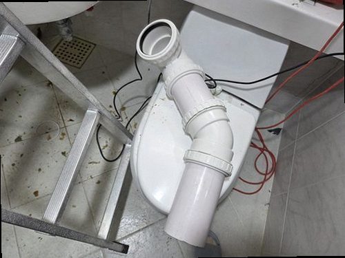 미추홀구 누수탐지 물자국 위치와 계량기 상태를 확인하는 점검 준비 장면
