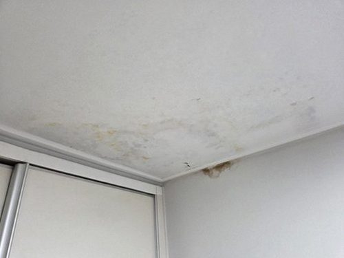 누수탐지 양주동 누수탐지 아파트 베란다 배관에서 물자국이 보일 때