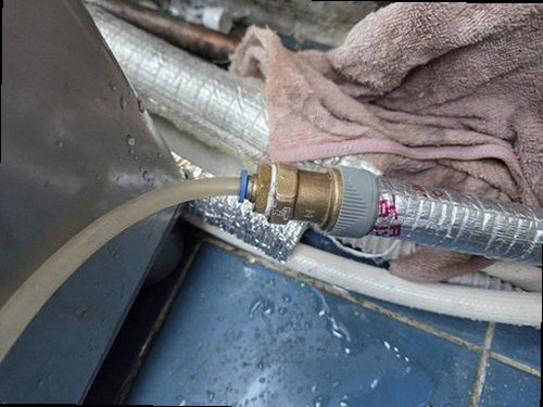 제물포구 누수탐지 숭의동 아파트 8층 침실 외벽 모서리 시공 후기 사진