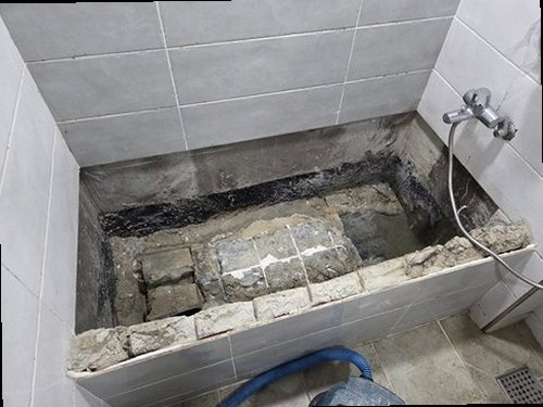 도봉구 누수탐지 쌍문동 빌라 2층 욕실 변기 뒤 시공 후기 사진