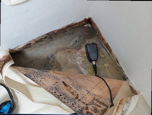 안성 누수탐지 누수 점검 결과와 작업 범위를 상담하는 현장 모습