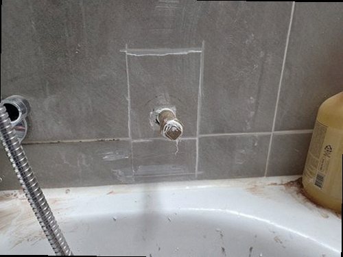 안성 누수탐지 서운면 아파트 3층 욕실 문 앞 시공 후기 사진