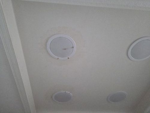 누수탐지 장지동 누수탐지 현장에서 본 아래층 베란다 물샘 차이