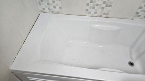 누수탐지 욕실 배관 점검 장면