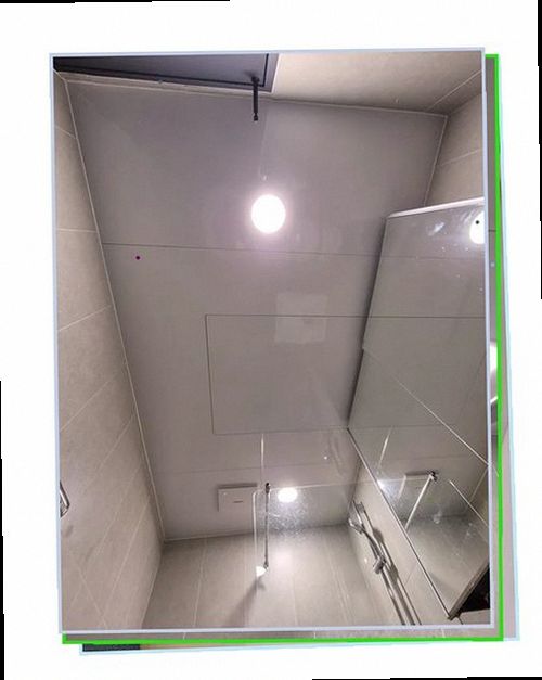 영통구 누수탐지 천장과 벽면에 나타난 누수 흔적을 확인하는 현장
